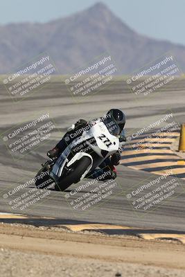 media/Oct-02-2025-Racers Edge (Thu) [[2c91cb6ab3]]/2-A Group/Session 5-Turn 12 (130pm)/